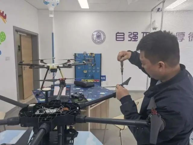 無人機裝調(diào)檢修工