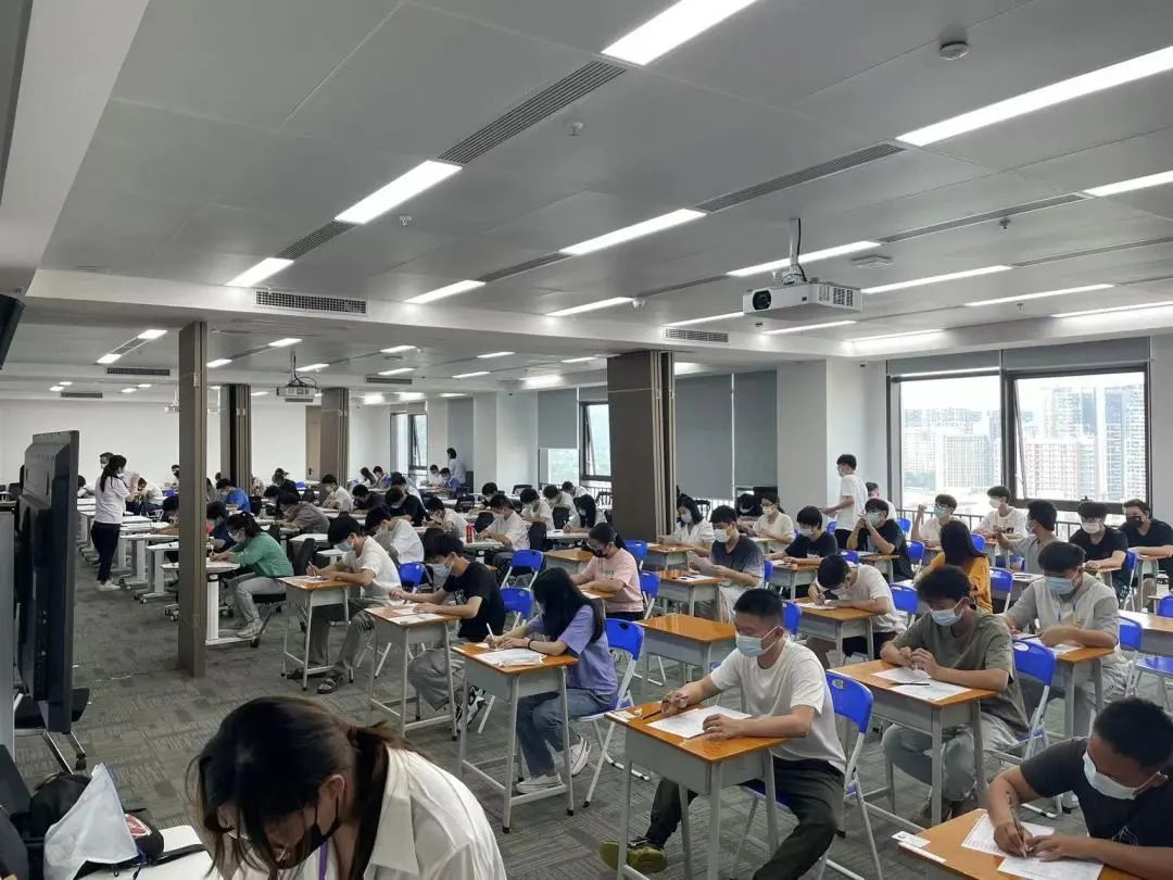 無(wú)人機(jī)競(jìng)賽